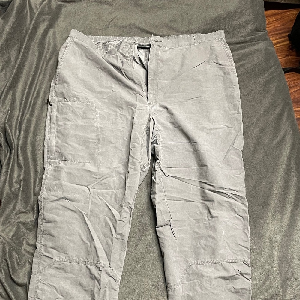 Cabela's Light Weight Men's Pant